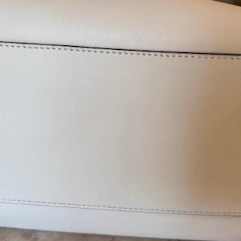 Kate Spade of NY Hampton Road Janie Bag  Retail 398.00 - Picture 4 of 16